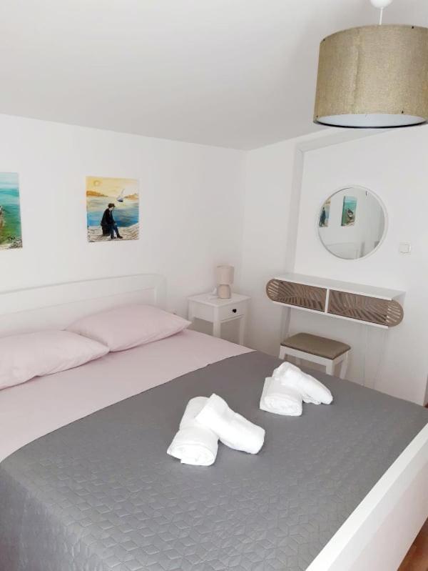 Apartman Sime Tribalj Exterior foto